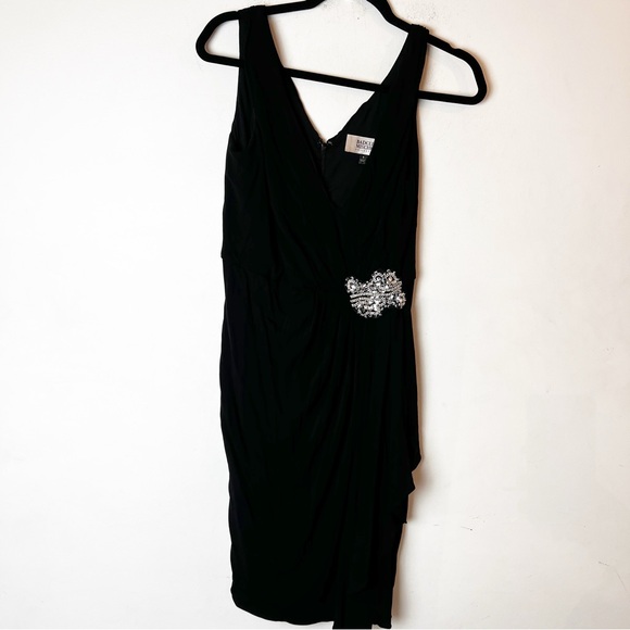 SZ 6 Badgley Mischka Black Dress w/ Diamond embellished side - Picture 4 of 6